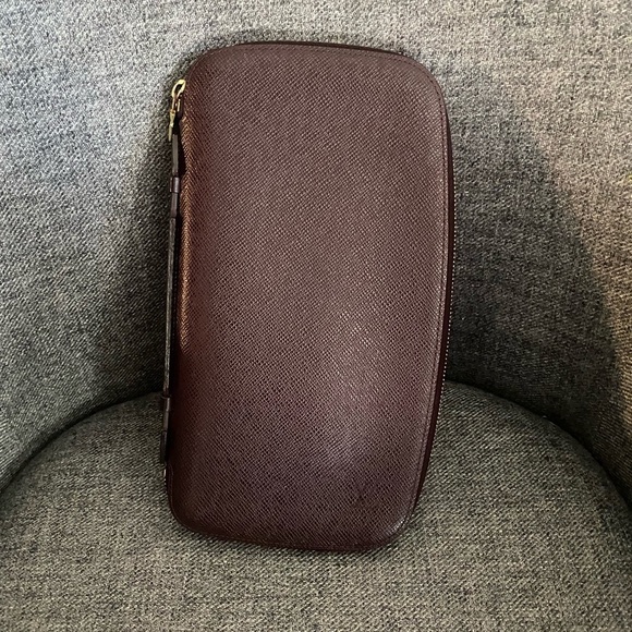 LOUIS Vuitton Atoll Organizer Wallet Taiga Leather - Picture 4 of 11